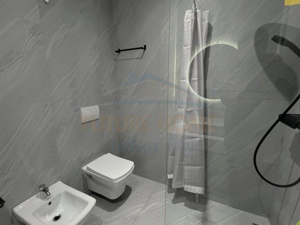 Qera, Apartament 2+1+Post Parkimi, Lake View Residence, Tiranë.