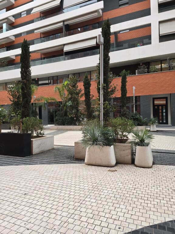 APARTAMENT 1+1 PER QIRA 650EU