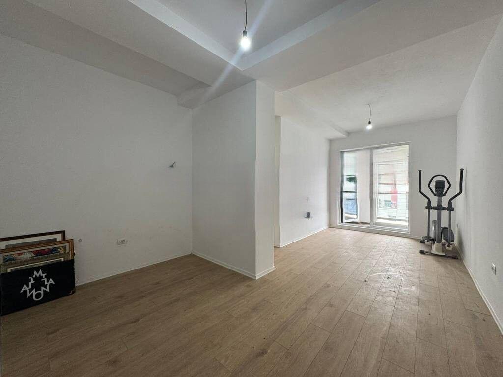 SIRI KODRA, SELL APARTMENT 1+1+PARKING SPACE 165,000 €