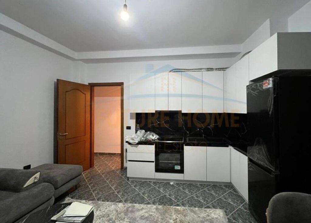 Qera, Apartament 2+1+2, Fresk