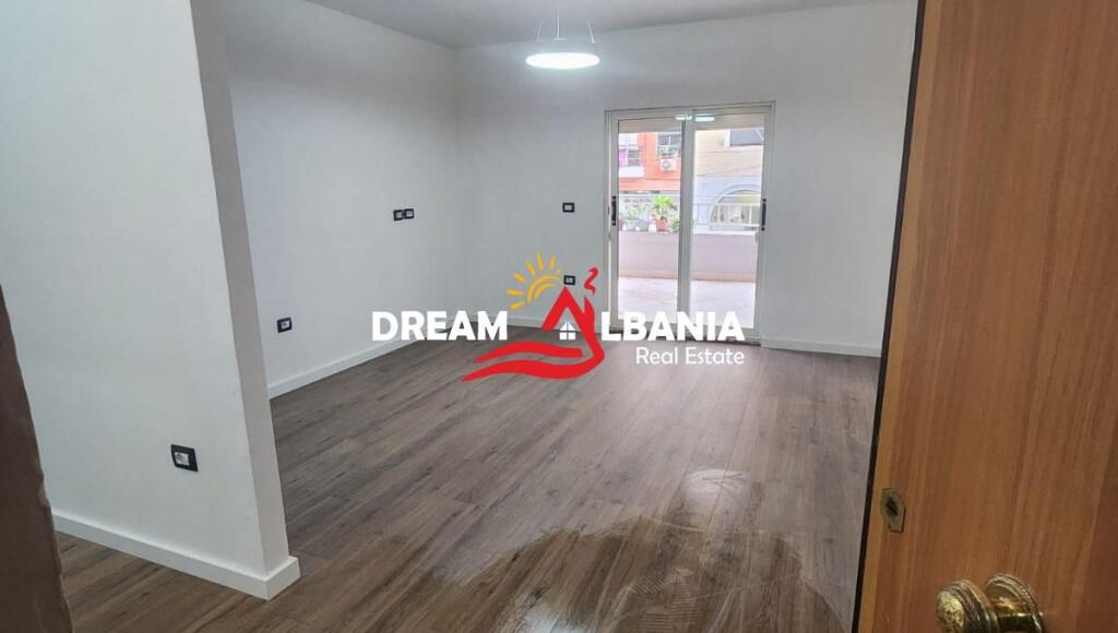 For sale 2 Apartments 1+1 at Komuna e Parisit, near the Roundabout (ID 41111169)