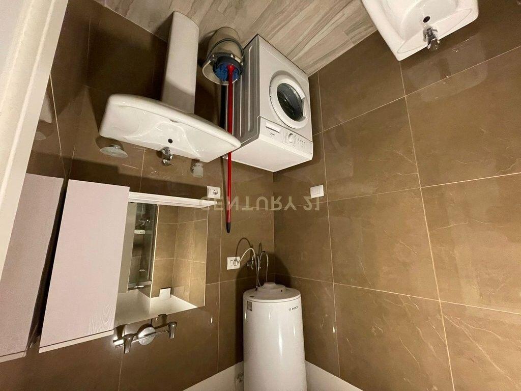 Il nuovo maternità è dato in affitto appartamento
