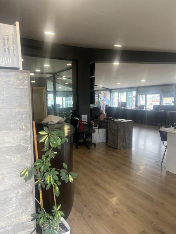 ✨EX-MERCATO ELETTRICO - AMBIENTE UFFICIO IN AFFITTO