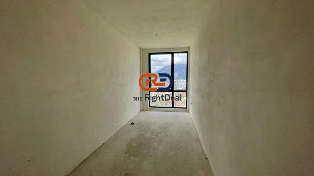 At New Boulevard, Super Apartment 3+1+2 for Sale, With Parking Space Included in the Price!!!
