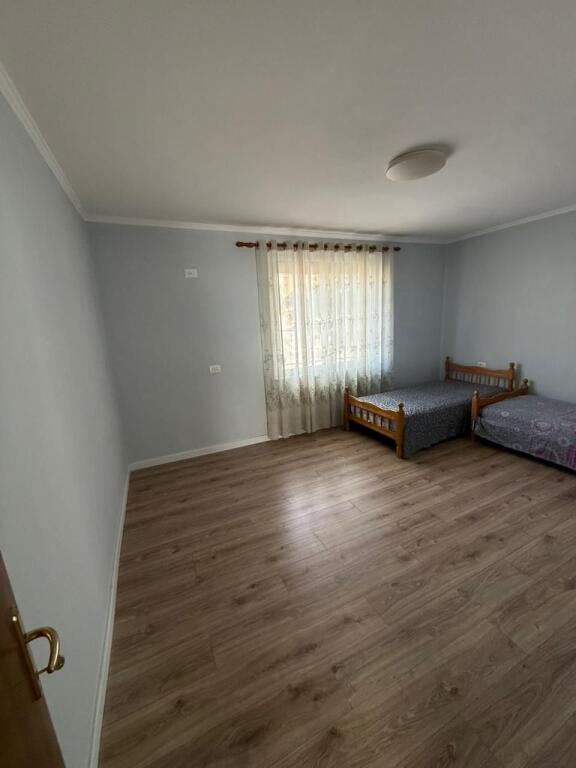 Oxhaku, Near the main road apartment for sale!