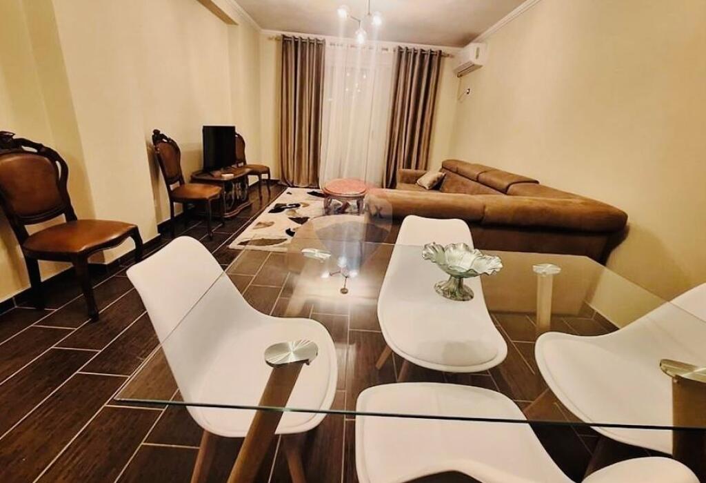 Appartamento 2+1+2 a Yzberisht