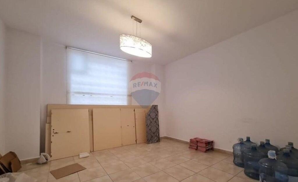 Zyrë - Për Qira - Rruga e Barrikadave, Tiranë!!! ID: 530571010-12