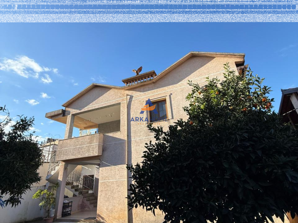 JEPET VILË ME QIRA 2 KATE "5 MAJI – RRUGA ZIJA KAMBO" 90.000 LEKE