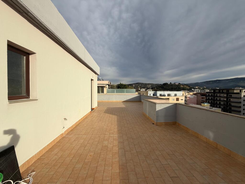 Papafingo ekskluzive Ne Shitje