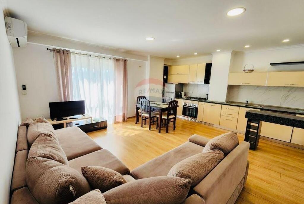 Apartment 2+1 Frosina Plaku Street