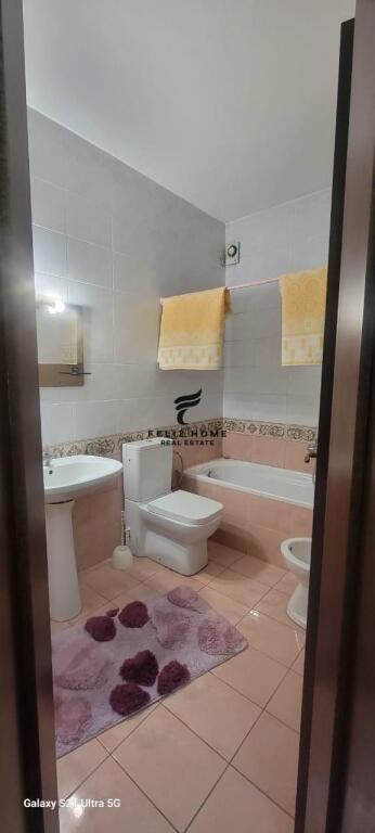 APARTAMENT ME QERA 2+1 BLLOK 100.000 LEKE