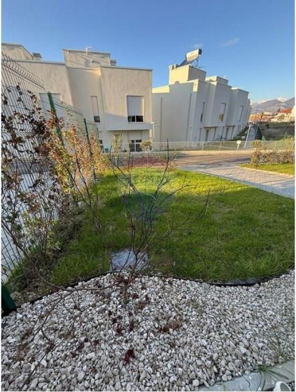 Villa for sale at Rezidenca Alba in Farke.