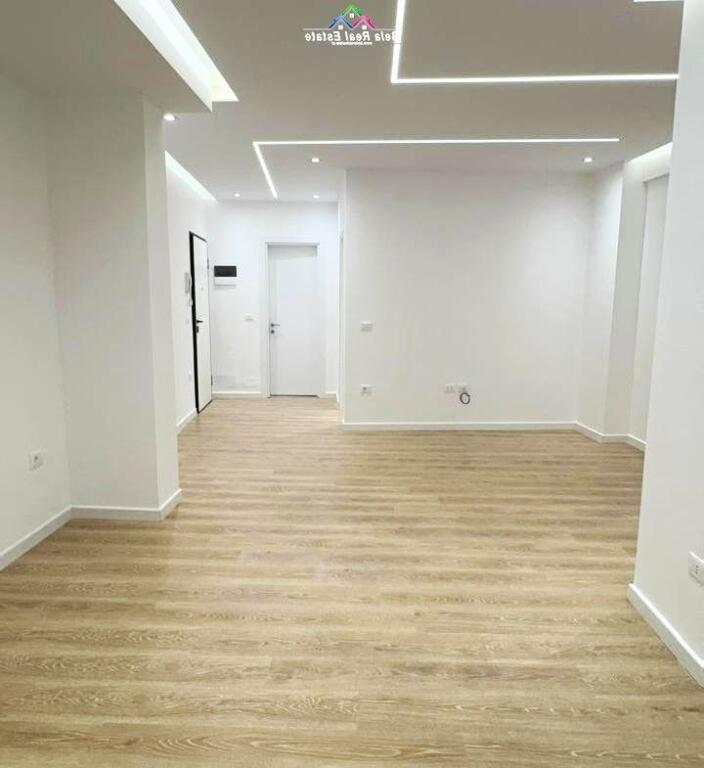 Zyre me Qera 1+1 Tek Myslym Shyri (ID BZ2478) Tirane.