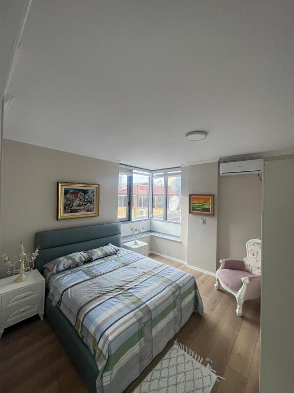 Apartment 2+1+2 for rent in the center of Tirana