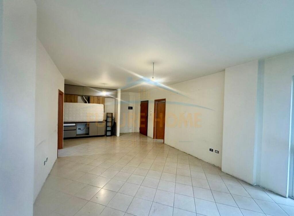 For sale, Apartment 2+1+2, Yzberish, Tirana