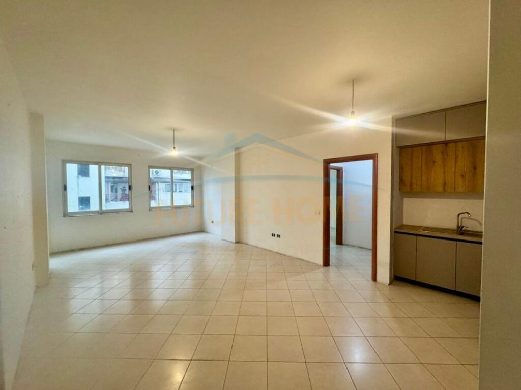 For sale, Apartment 2+1+2, Yzberish, Tirana
