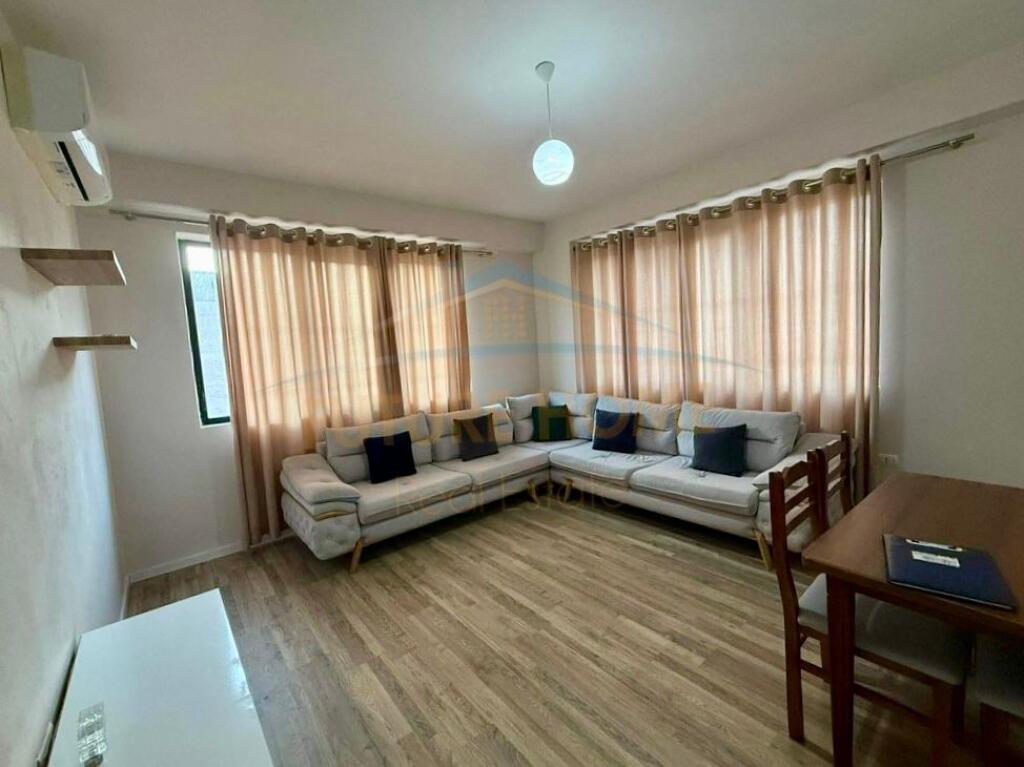 Rent, Apartment 2+1+Parking Space, Unaza e Re.