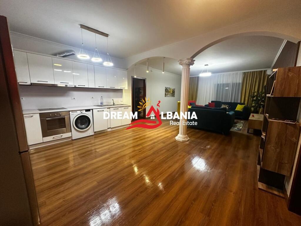 2+1 apartment for rent in the Myslym Shyri area, Him Kolli street (ID 42211060).