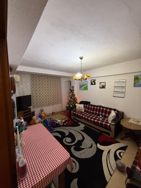 FOR SALE APARTMENT 2+1 CENTER DURRES ,   