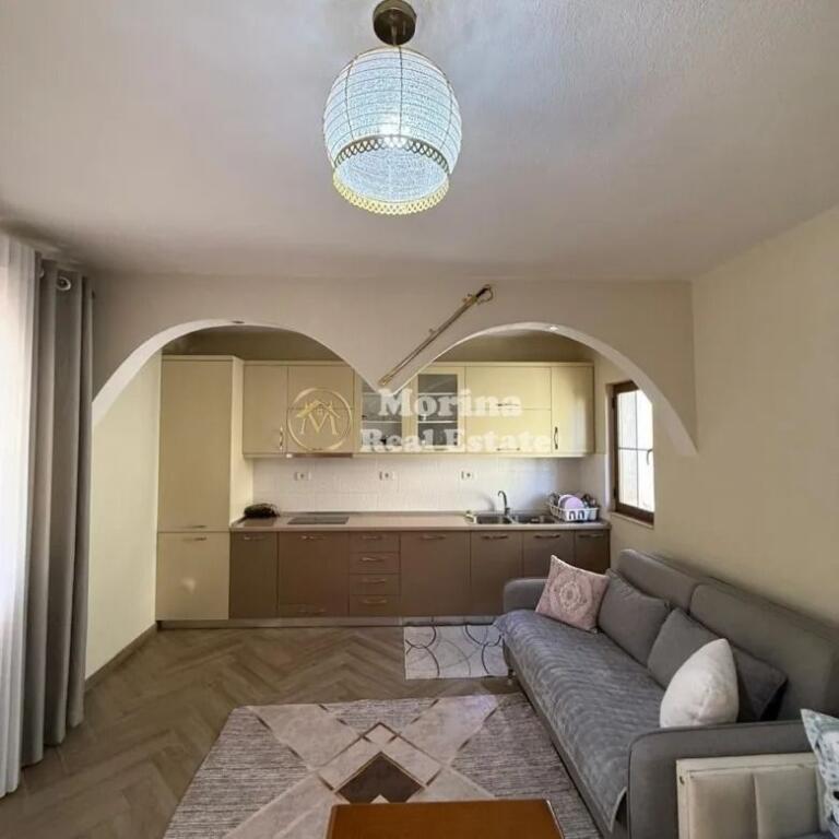 Rent | Private house 1 + 1 | 5 May Street | 500 €/month