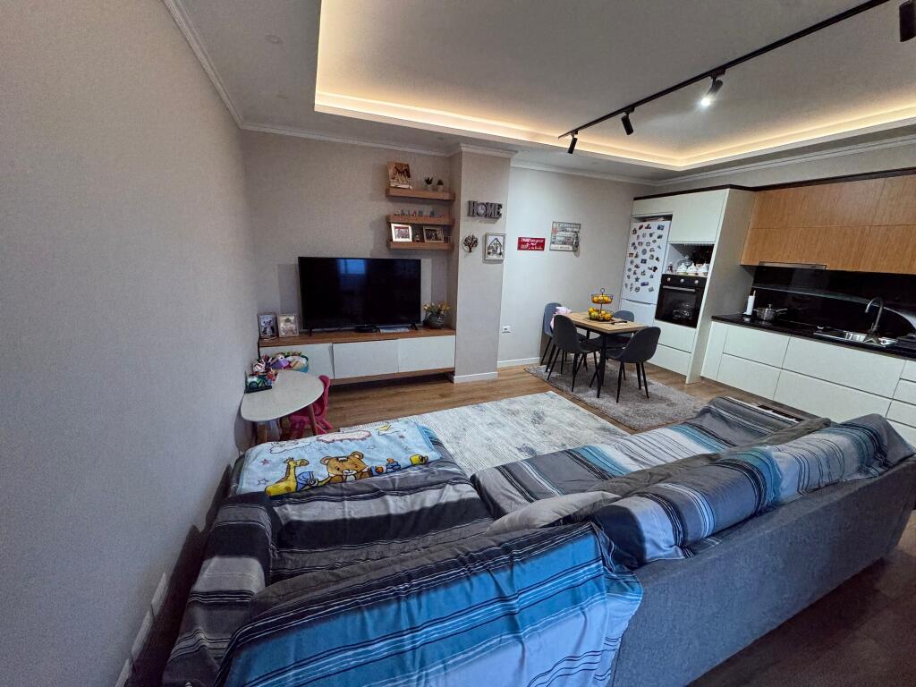 Appartamento 2+1 in Vendita – Selitë, vicino all'Università Barleti.