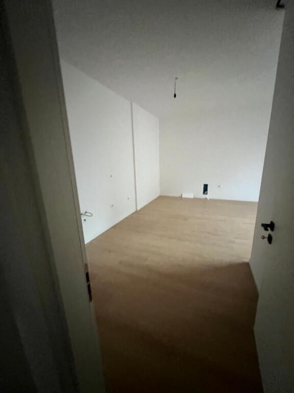 APARTAMENT ME QERA 2+1