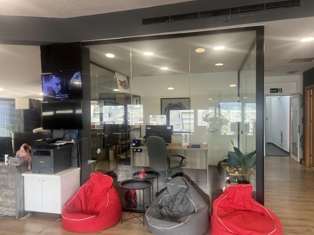 ✨EX-MERCATO ELETTRICO - AMBIENTE UFFICIO IN AFFITTO