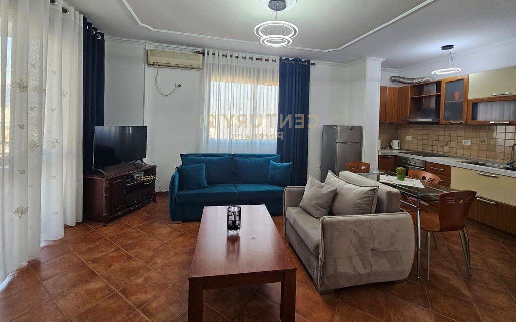 We rent out a 1+1 apartment in Myslym Shyre