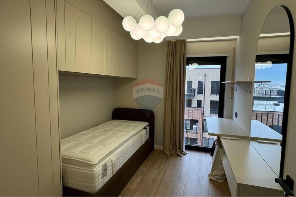 Apartment for rent 3+1 with parking space at Kodra e Diellit 2