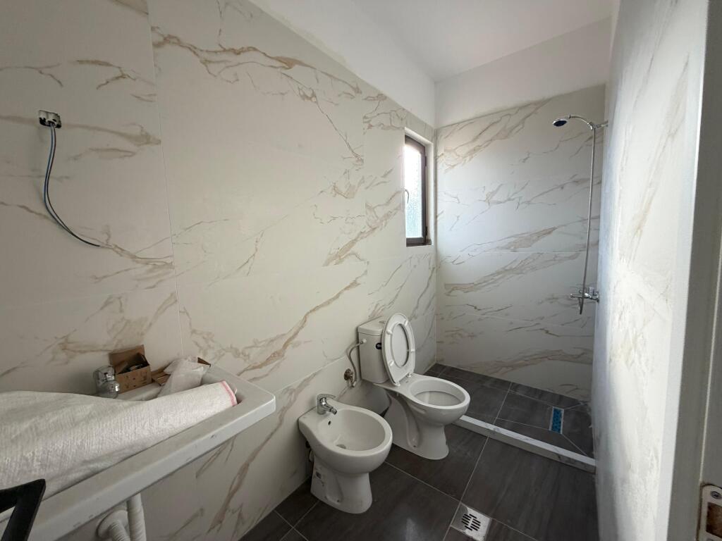 Papafingo ekskluzive Ne Shitje