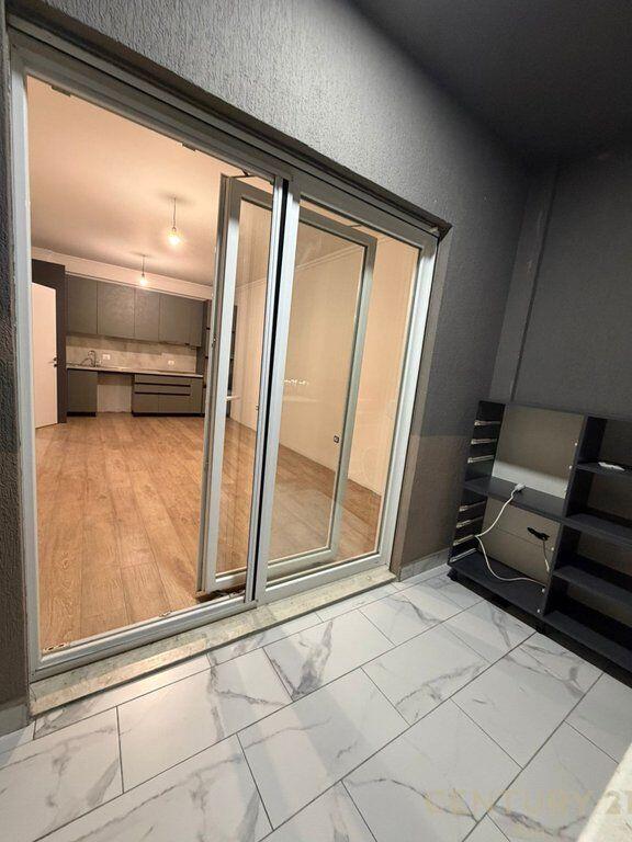 JEPET AMBJENT PER ZYRA NE KOMUNEN E PARISIT!