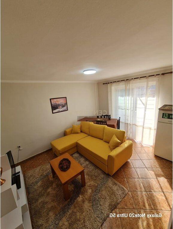 Apartment 2+1 for rent near the Artistic High School.