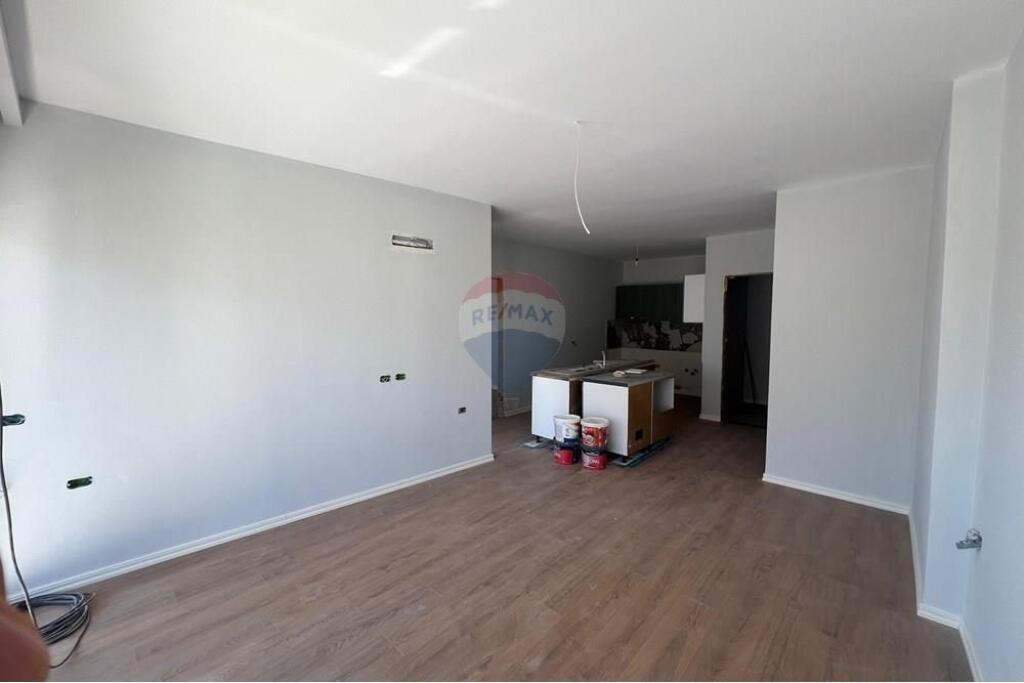 Apartment 2+1+2 for sale in Fresk