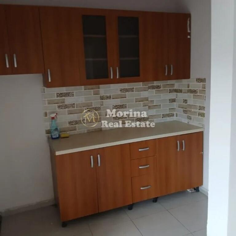Rent | Apartment 1 + 1, Kombinat, 250 €/month