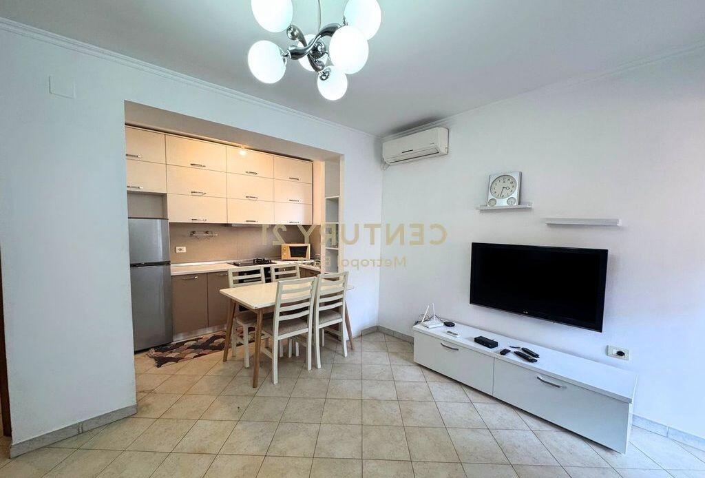 3+1 APARTMENT FOR RENT, NEAR THE CENTER OF TIRANA.