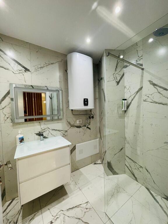 Apartment 2+1+2 Barrikadave street