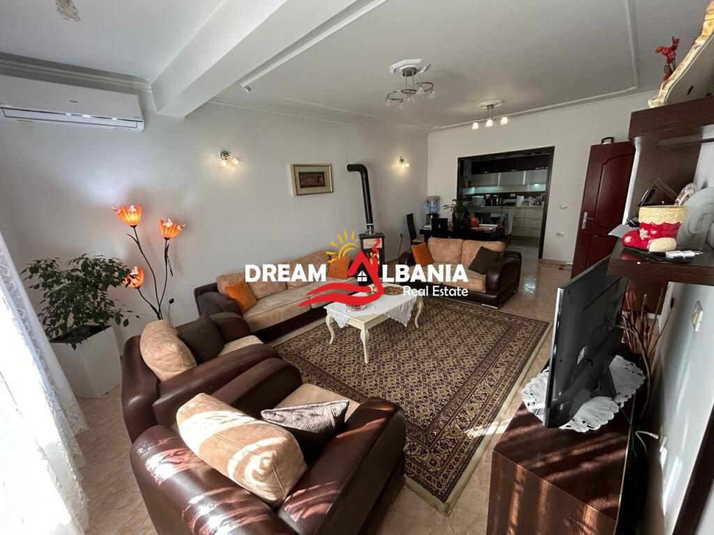 Shitet Vile 3-Kateshe ne Don Bosko ne Tirane (ID 4151183)