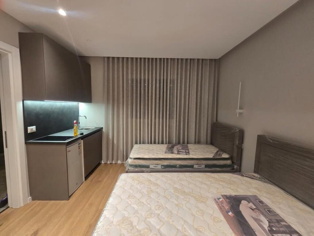 JEPET ME QIRA GARSONIERE –  BRRYLI 📍