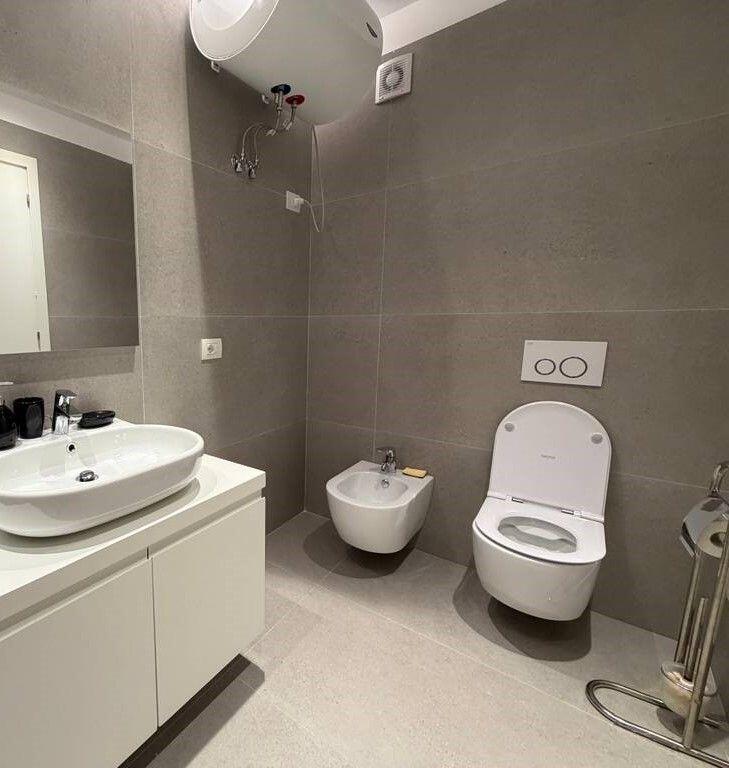 Apartment 1+1 + parking space for rent – at Barrikadave Street, very close to the Center!