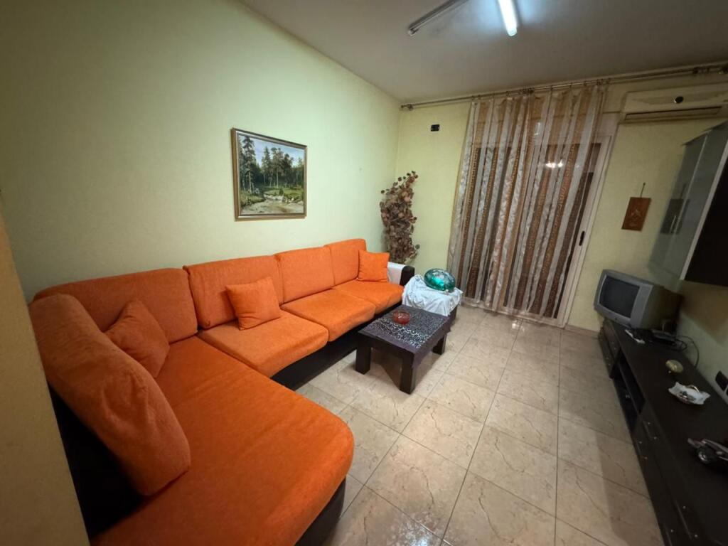 ✨ Apartment 2+1+2 for Rent – Myslym Shyri ✨ 
 📍 Location: Myslym Shyri, opposite the Police Directorate