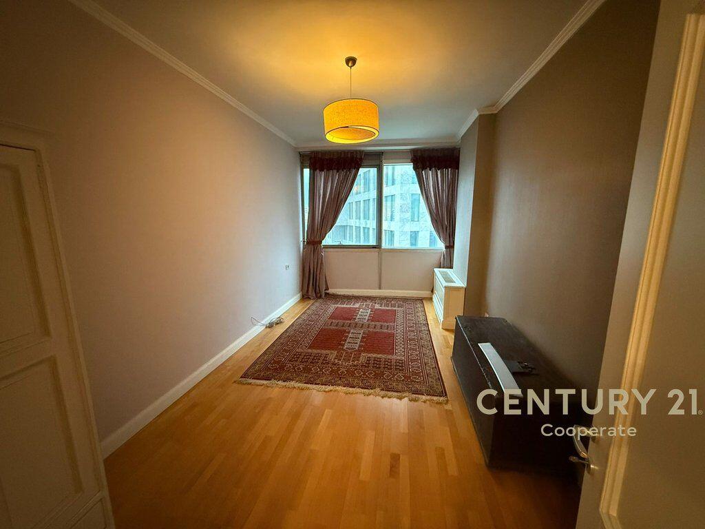 Ambient Multifunksional me Qira në ETC – Rruga e Elbasanit