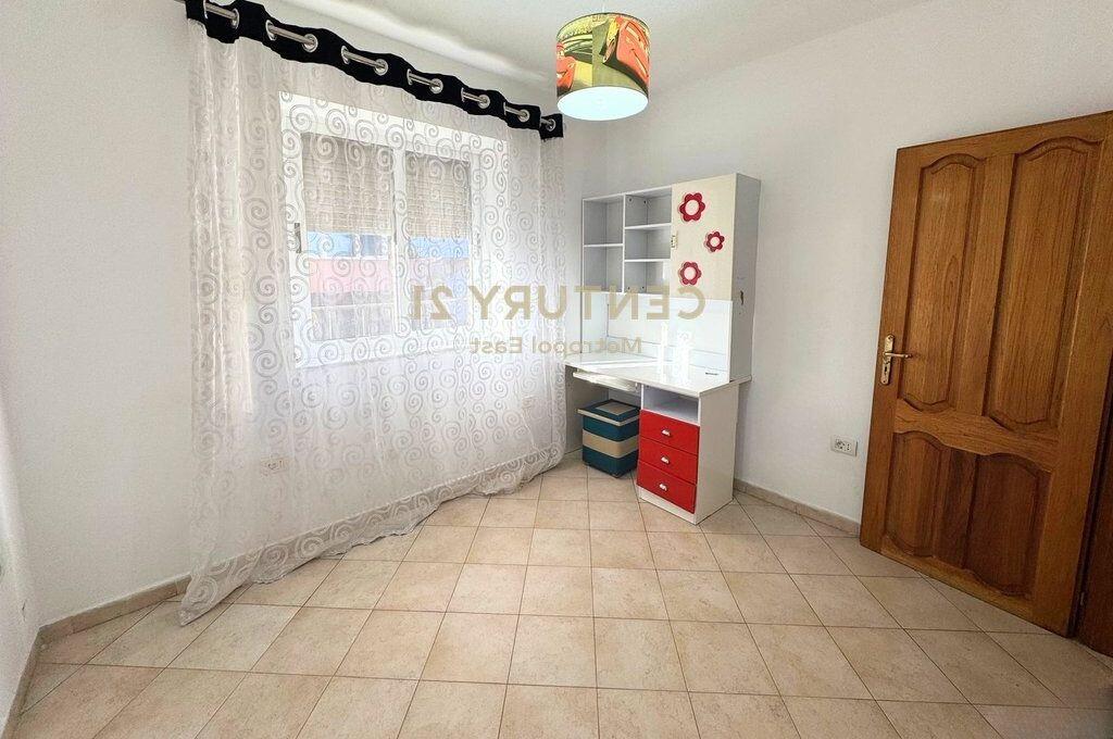 3+1 APARTMENT FOR RENT, NEAR THE CENTER OF TIRANA.