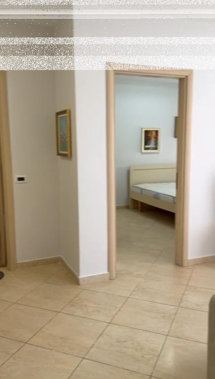 Appartamento 1+1, Yzbetisht!