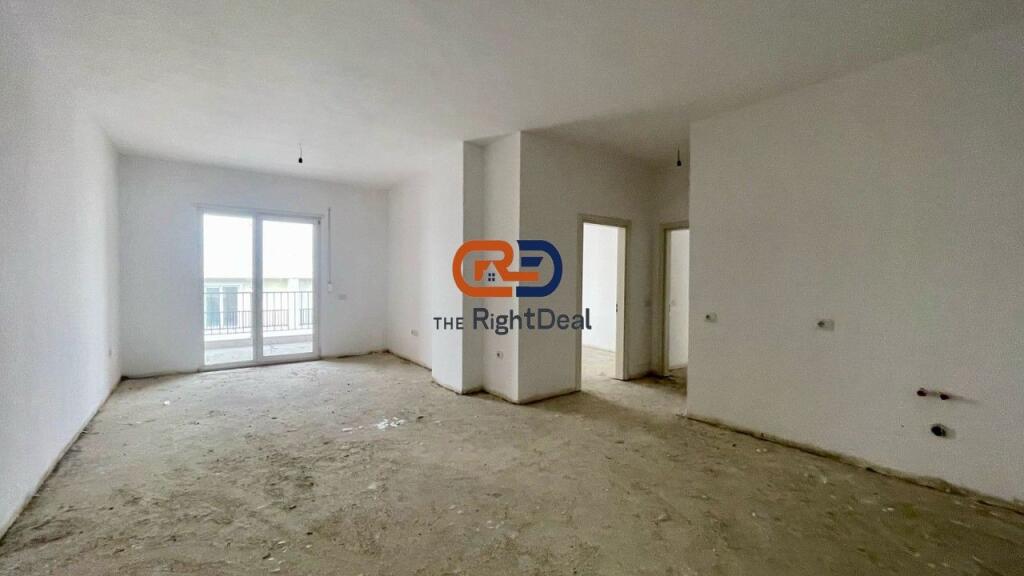 In Kamez, Apartment 2+1+2 for Sale, With Regular Floor Plan!!!