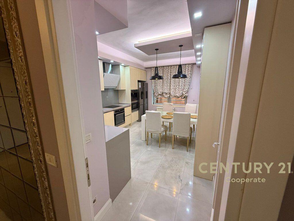 Ambient Multifunksional me Qira në ETC – Rruga e Elbasanit