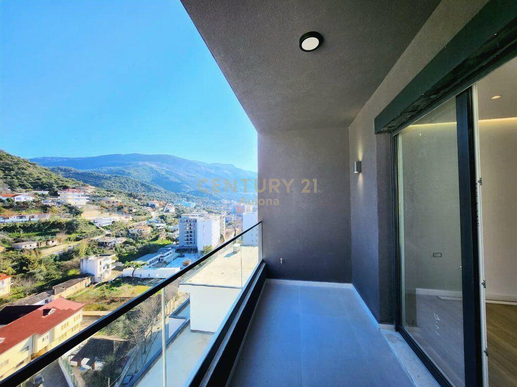 Luxurious penthouse for sale near “Lungomare 1” – with parking space