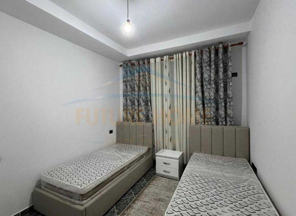 Qera, Apartament 2+1+2, Fresk