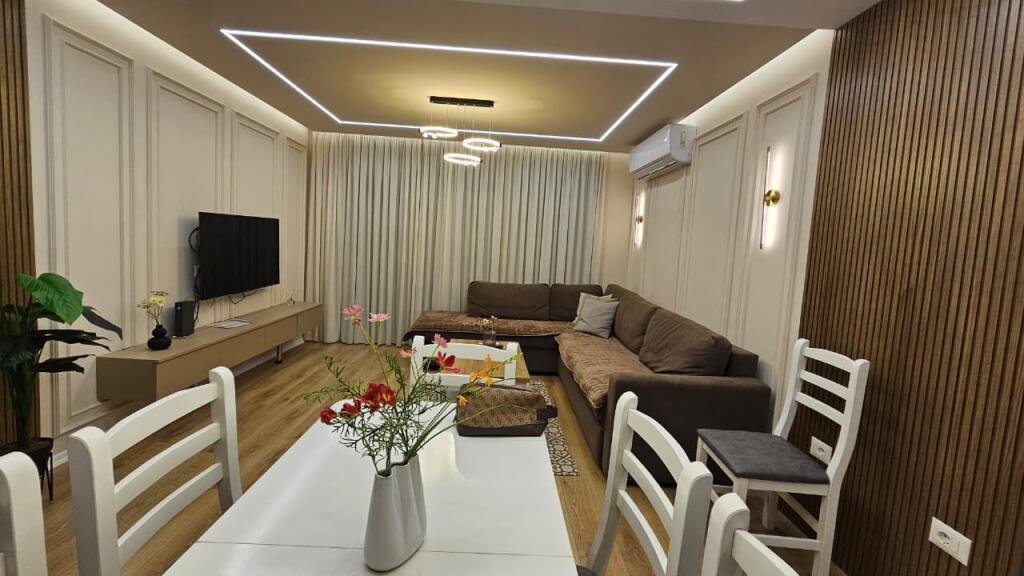 Duplex 2+1+2 for Rent in the Center!