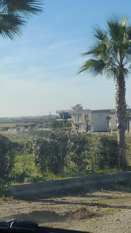 Shitet toke me dokumenta  15600 m2 Gjiri Lalzit