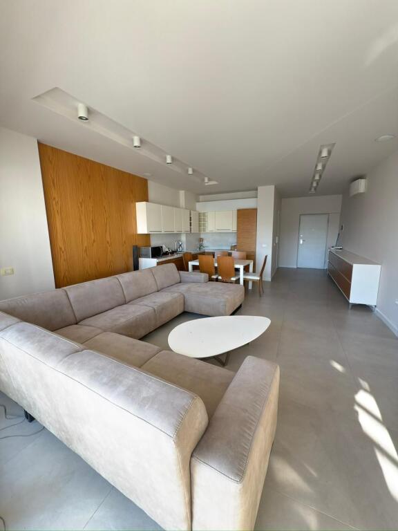 Selling apartment 2+1+2, Kika 2, Komuna e Parisit